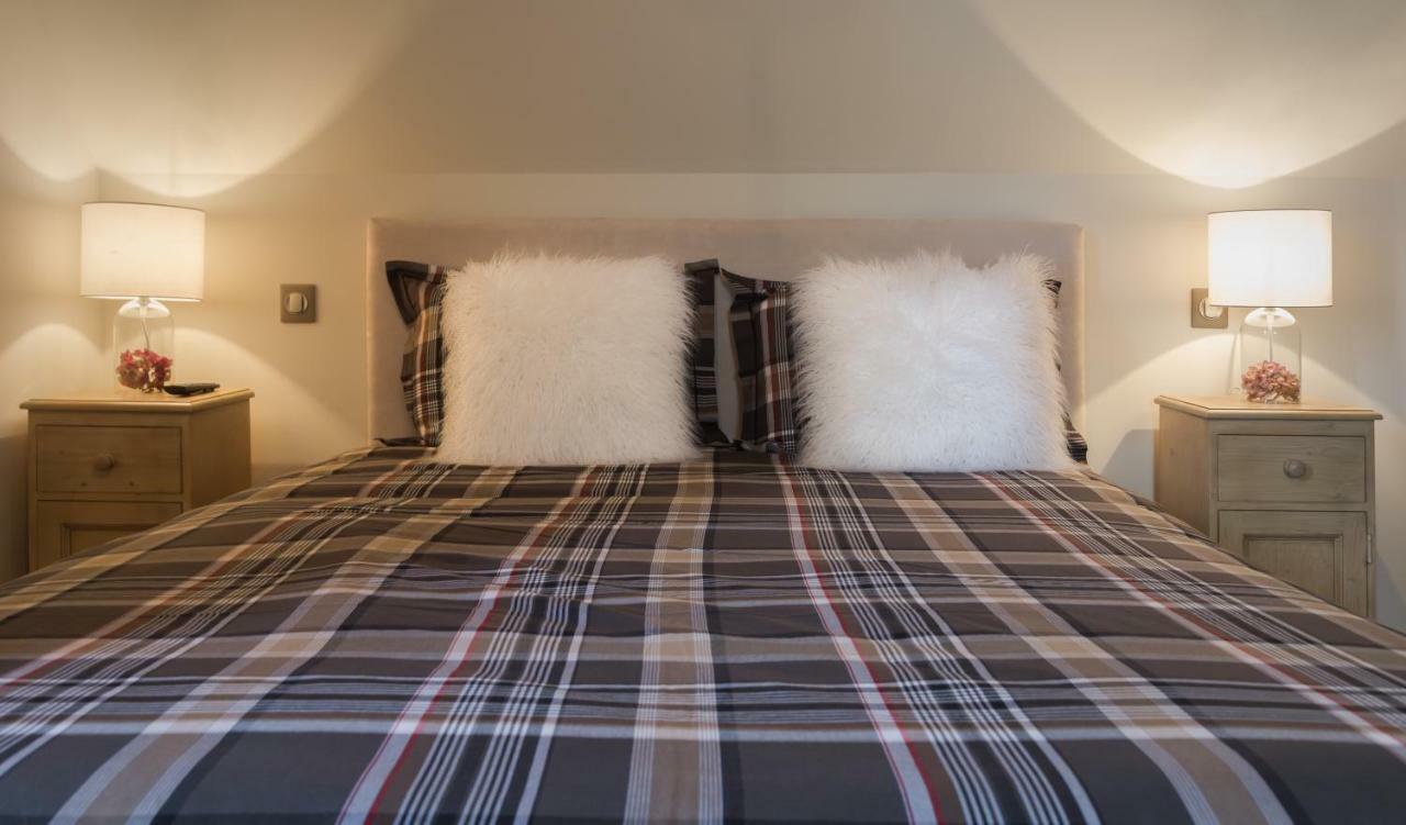เล ช็องบร์ เช คริสติน Bed & Breakfast อูทรอทต์ ภายนอก รูปภาพ