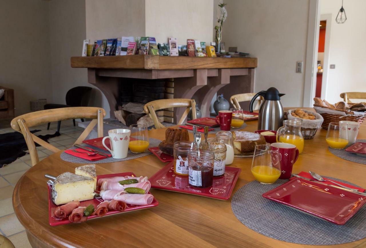 เล ช็องบร์ เช คริสติน Bed & Breakfast อูทรอทต์ ภายนอก รูปภาพ