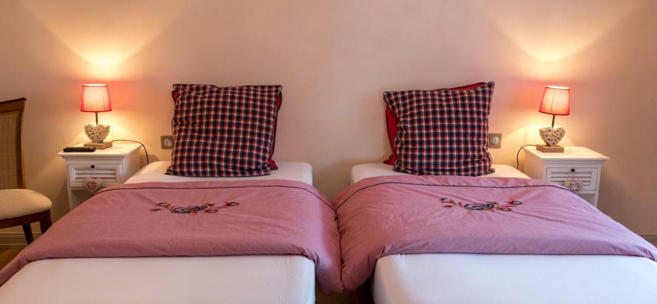 เล ช็องบร์ เช คริสติน Bed & Breakfast อูทรอทต์ ภายนอก รูปภาพ